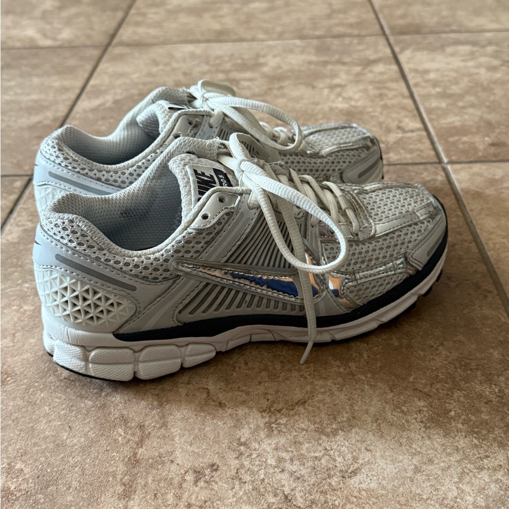Nike Zoom Vomero 5